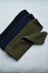 Wrist Warmers in Cashmere Mix - Moss Green