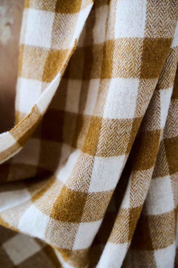 Blanket Lambswool Onion Skin & Ecru Check