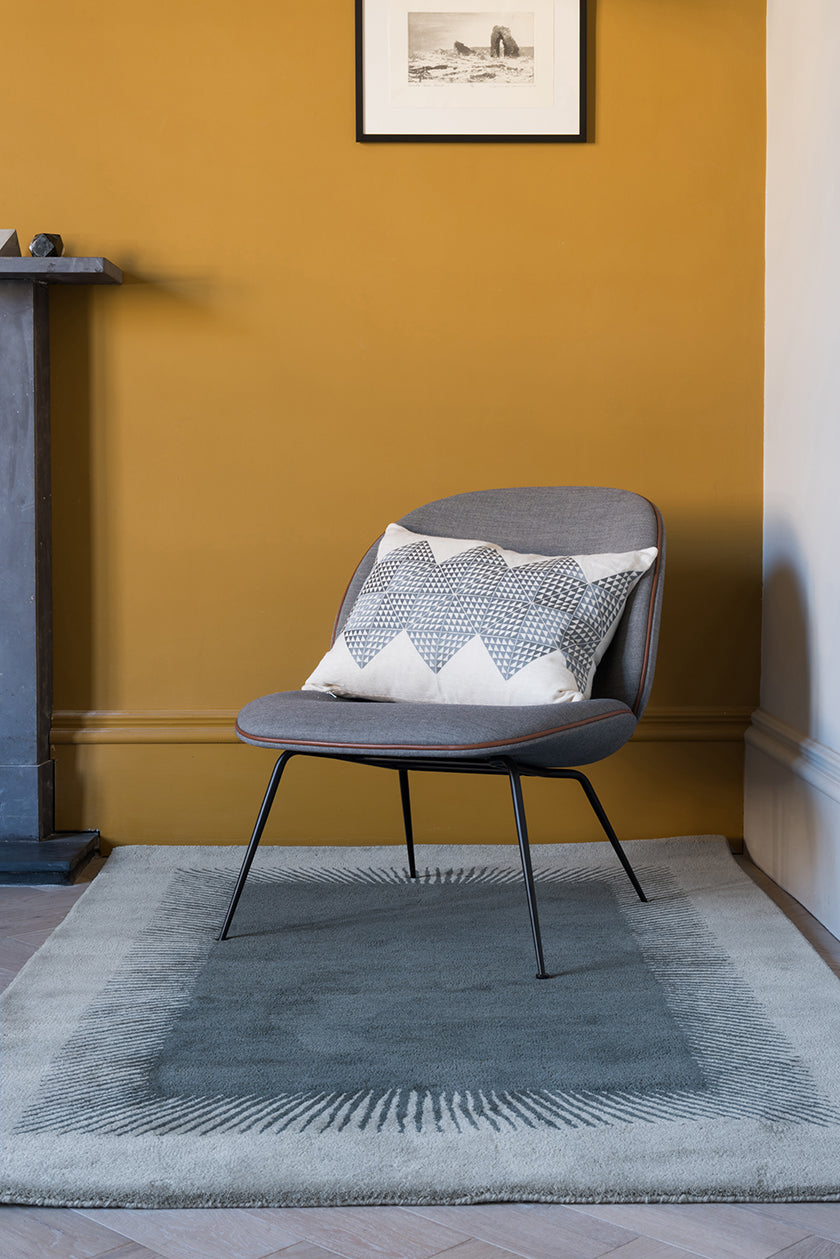 Hand Tufted Wool Optical Rug by Glasgow textile designer Niki Jones